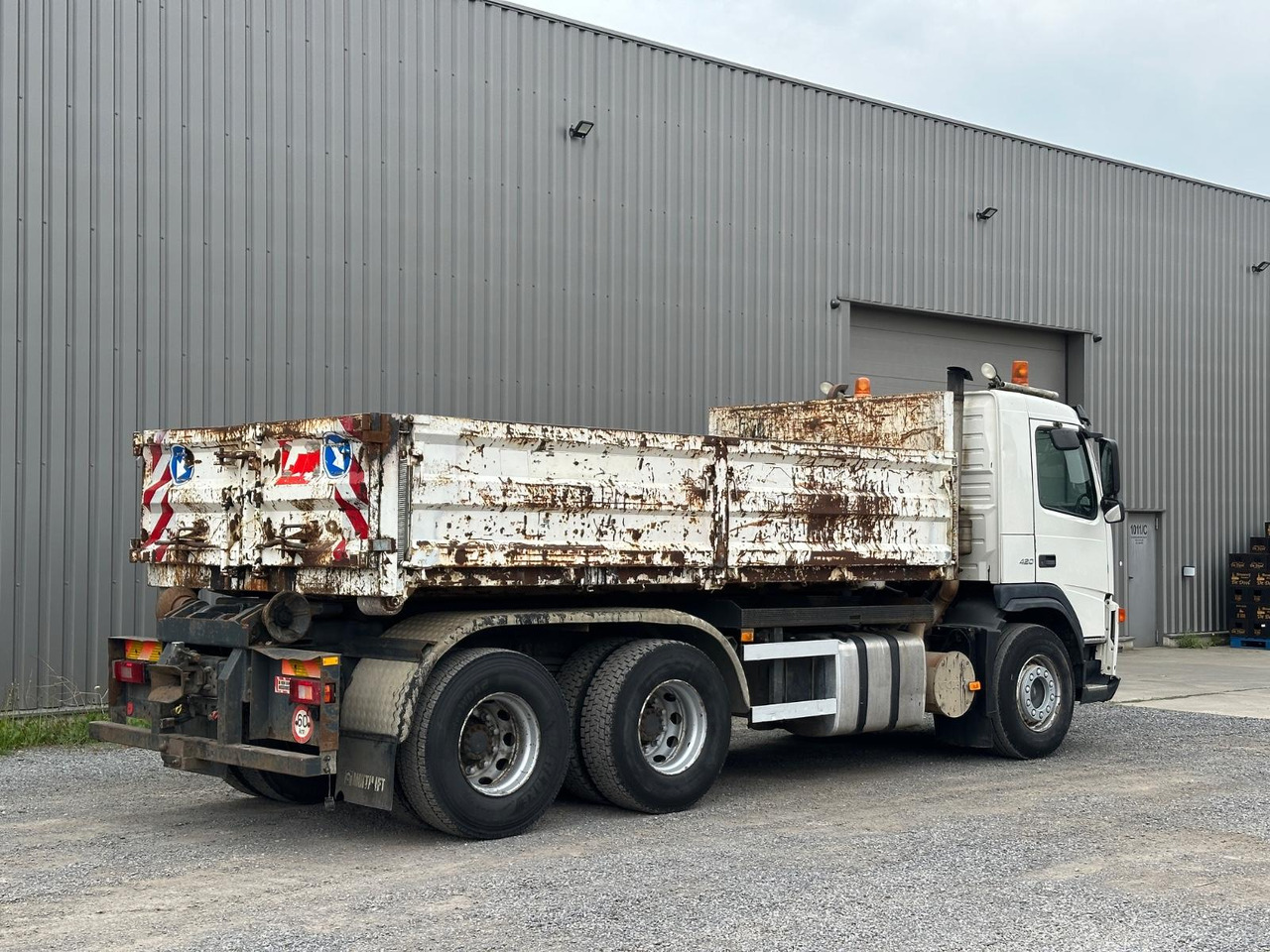 Volvo FM 420 - Hook lift truck: picture 3 Volvo FM 420 - Hook lift truck: picture 3