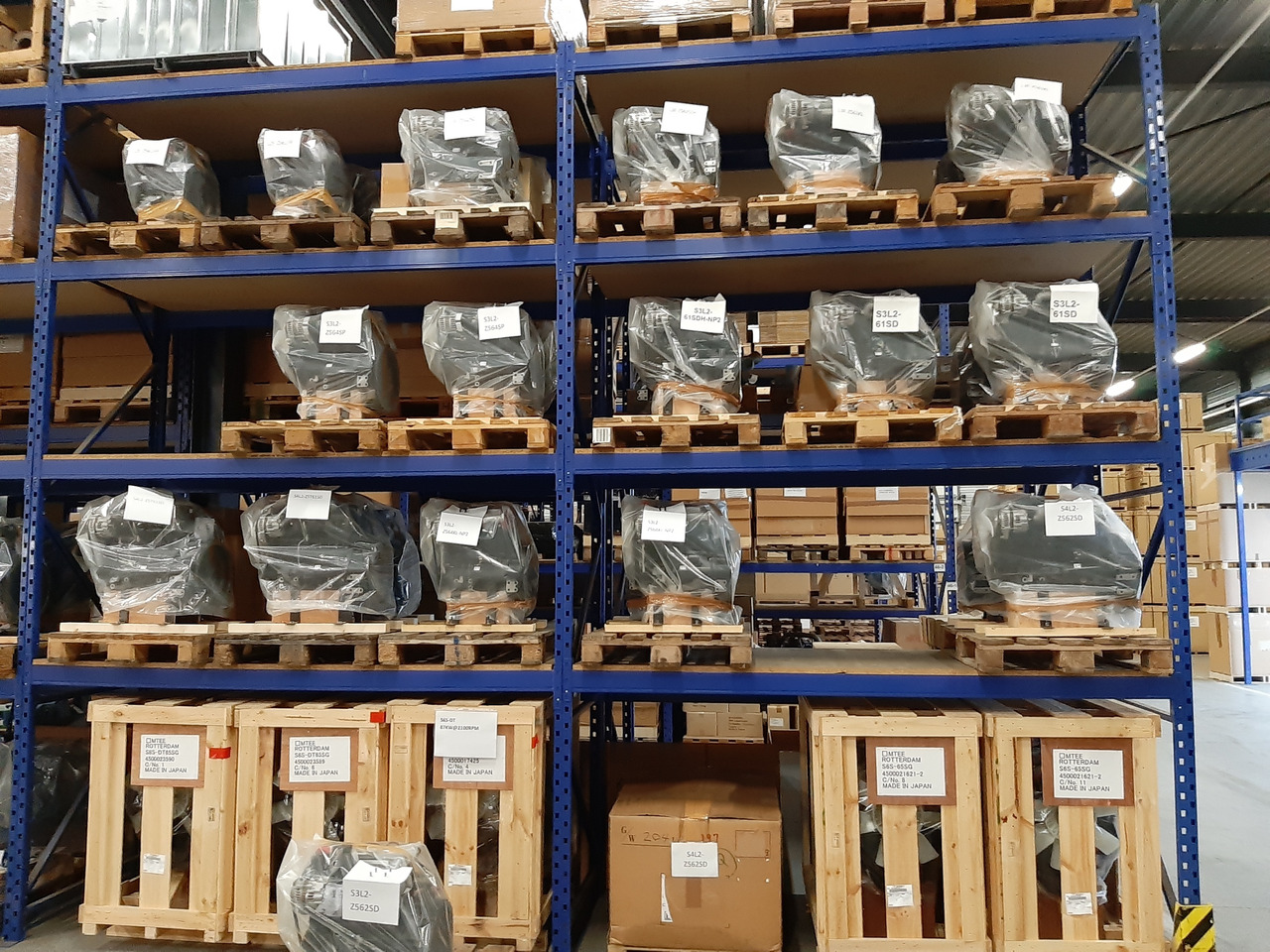 Mitsubishi ENGINES L2E-L3E-S3L2-S4L2-S4Q2-S4S-S4SDT-S6S-S6SDT-6D16TE1-6D16TE2 ( NEW) - Engine for Construction machinery: picture 1 Mitsubishi ENGINES L2E-L3E-S3L2-S4L2-S4Q2-S4S-S4SDT-S6S-S6SDT-6D16TE1-6D16TE2 ( NEW) - Engine for Construction machinery: picture 1