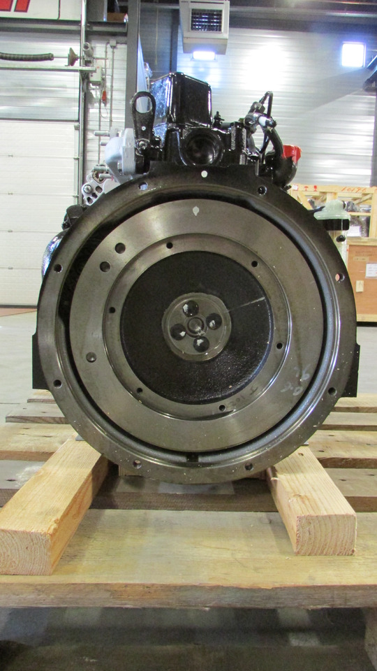 Mitsubishi New engine L3E-Z564SPH stage 5 + PTO - Engine for Excavator: picture 4 Mitsubishi New engine L3E-Z564SPH stage 5 + PTO - Engine for Excavator: picture 4