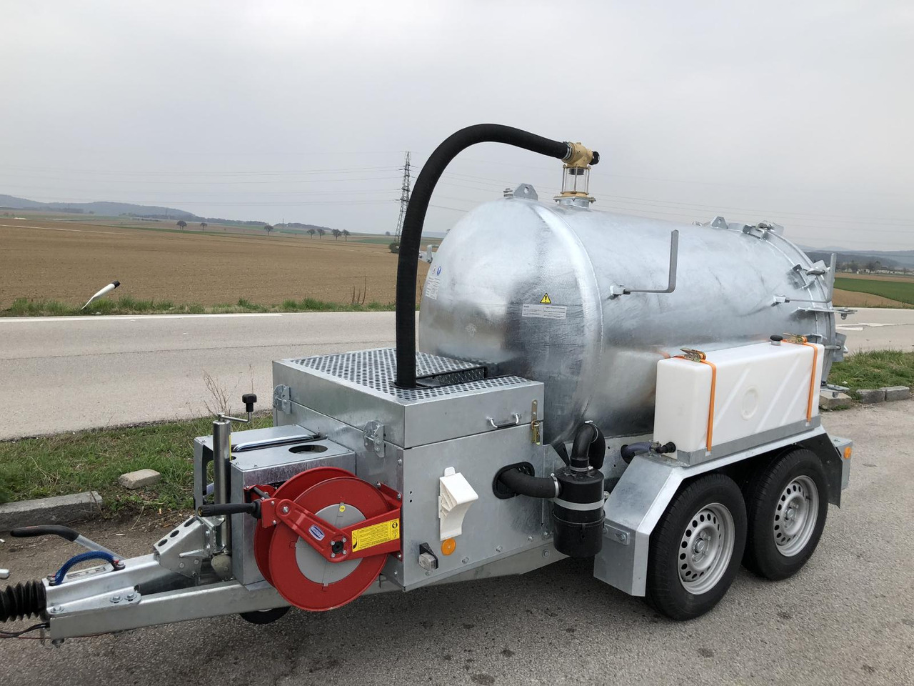 Vacuum system1500l / M-Vac 2000 - Vacuum truck: picture 1 Vacuum system1500l / M-Vac 2000 - Vacuum truck: picture 1