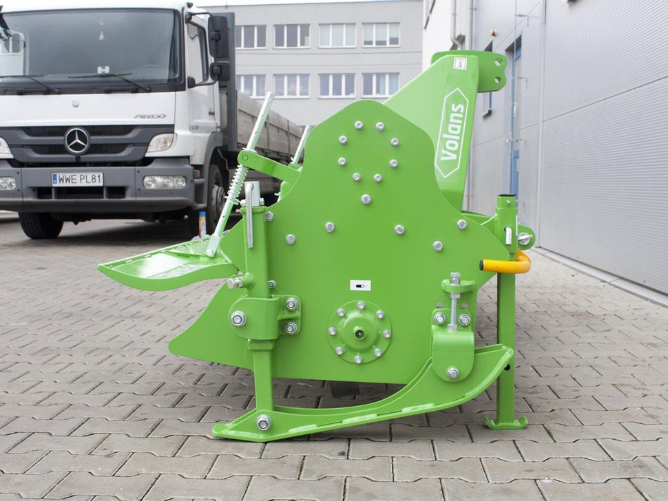 Bomet Bodenfräsen / Rotary tiller / Rotavator / Vangatrice / Desgarrador / Роторный культиватор / Glebogryzarka 3 m - Rotavator: picture 4 Bomet Bodenfräsen / Rotary tiller / Rotavator / Vangatrice / Desgarrador / Роторный культиватор / Glebogryzarka 3 m - Rotavator: picture 4