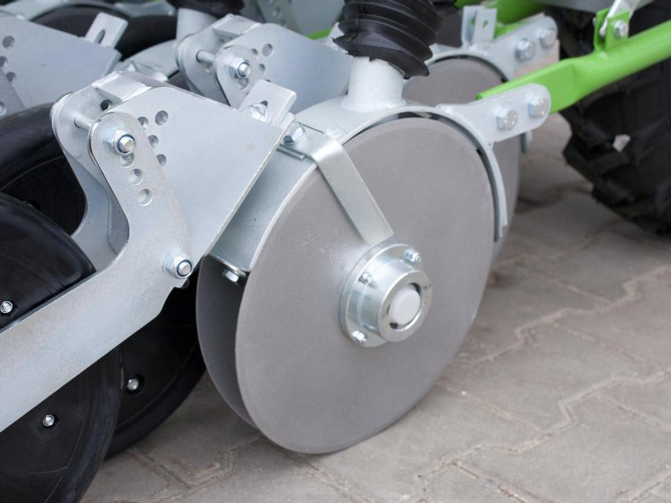 Leasing of Bomet Drillmaschine / Seeder / Semoir / Seminatrice / Sembradora / Сеялка / Siewnik 3 m Bomet Drillmaschine / Seeder / Semoir / Seminatrice / Sembradora / Сеялка / Siewnik 3 m: picture 9 Leasing of Bomet Drillmaschine / Seeder / Semoir / Seminatrice / Sembradora / Сеялка / Siewnik 3 m Bomet Drillmaschine / Seeder / Semoir / Seminatrice / Sembradora / Сеялка / Siewnik 3 m: picture 9