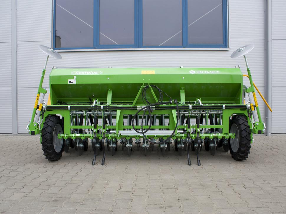 Bomet Drillmaschine / Seeder / Semoir / Seminatrice / Sembradora / Сеялка / Siewnik 3 m - Seed drill: picture 1 Bomet Drillmaschine / Seeder / Semoir / Seminatrice / Sembradora / Сеялка / Siewnik 3 m - Seed drill: picture 1