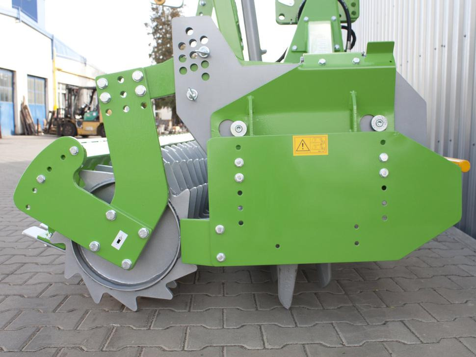 Bomet Kreiselegge / Power harrow / Herse rotative / Erpice rotante / Grada rotativa / Brona wirnikowa 3 m - Power harrow: picture 3 Bomet Kreiselegge / Power harrow / Herse rotative / Erpice rotante / Grada rotativa / Brona wirnikowa 3 m - Power harrow: picture 3