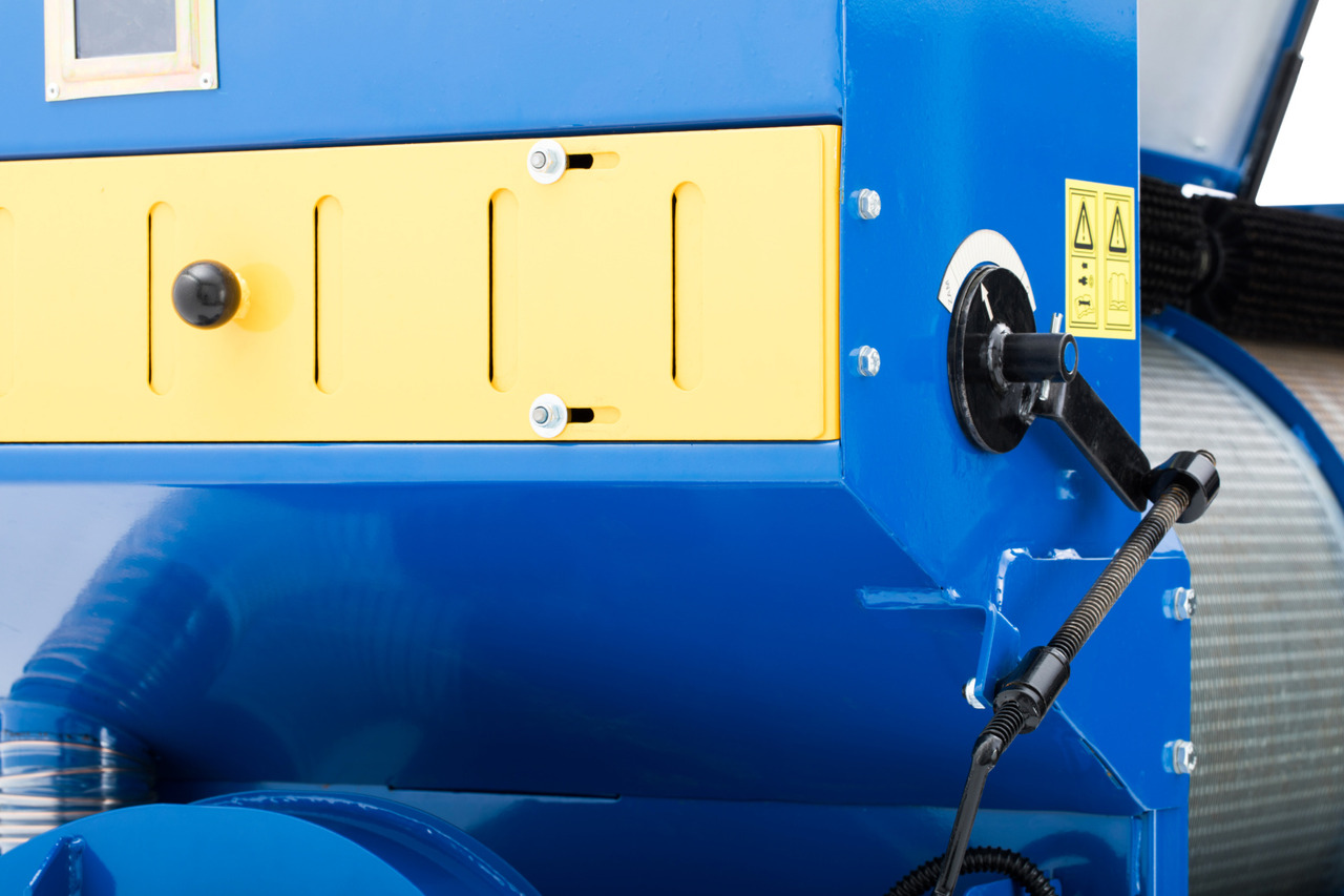 Dozamech Getreidereingier / Grain cleaner / Nettoyeur de céréales / Limpiadora de tambor para cerea / Pulitrice a tamburo per cereali / Барабанный очиститель для зерновых культур / Czyszczalnia bębnowa do zbóż - Grain cleaner: picture 4 Dozamech Getreidereingier / Grain cleaner / Nettoyeur de céréales / Limpiadora de tambor para cerea / Pulitrice a tamburo per cereali / Барабанный очиститель для зерновых культур / Czyszczalnia bębnowa do zbóż - Grain cleaner: picture 4