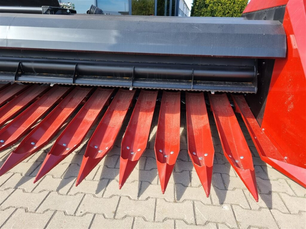 Lupus Sonnenblummenvorsatz / Sunflower harvester / Coupe à tournesol / Сosechadora / Macchina per la raccolta dei girasoli / Жатка для подсолнечника / Przystawka do słonecznika 6,5 m - Sunflower harvester: picture 2 Lupus Sonnenblummenvorsatz / Sunflower harvester / Coupe à tournesol / Сosechadora / Macchina per la raccolta dei girasoli / Жатка для подсолнечника / Przystawka do słonecznika 6,5 m - Sunflower harvester: picture 2