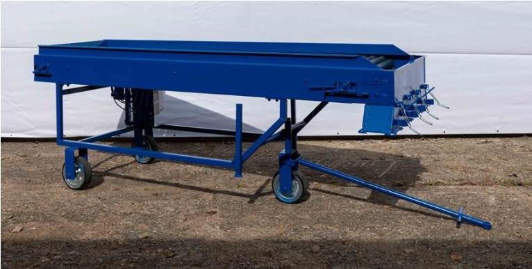 ROLMET Rollenverlesetisch / Sorting table / Table de tri / Tavolo selettivo / Сортировочный стол / Stół przebierczy SP 1 - Potato equipment: picture 3 ROLMET Rollenverlesetisch / Sorting table / Table de tri / Tavolo selettivo / Сортировочный стол / Stół przebierczy SP 1 - Potato equipment: picture 3