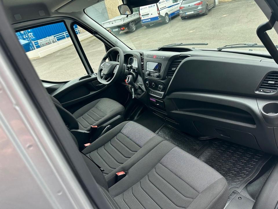 Algema IVECO FESTPLATEAU + Planenaufbau 3,6 to Nutzlast - Autotransporter truck, Commercial vehicle: picture 5 Algema IVECO FESTPLATEAU + Planenaufbau 3,6 to Nutzlast - Autotransporter truck, Commercial vehicle: picture 5