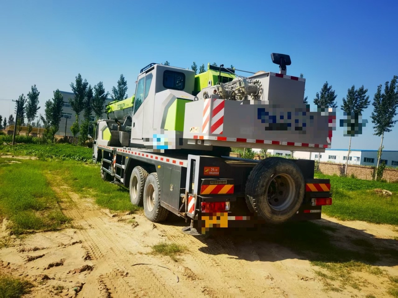 ZOOMLION ZTC300E5 - Mobile crane: picture 2 ZOOMLION ZTC300E5 - Mobile crane: picture 2