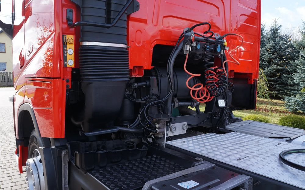 Volvo FH 4 EURO 6 GLOBETROTTER NISKI PRZEBIEG ZŁOTY KONTRAKT - Tractor unit: picture 5 Volvo FH 4 EURO 6 GLOBETROTTER NISKI PRZEBIEG ZŁOTY KONTRAKT - Tractor unit: picture 5