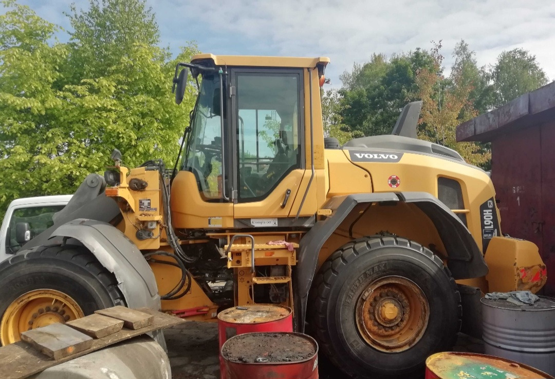 Volvo L90h - Wheel loader: picture 1 Volvo L90h - Wheel loader: picture 1