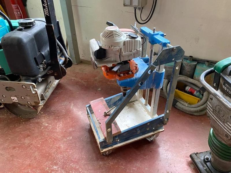 HYDROSTRESS Carotteuse TYROLIT - Drilling rig: picture 1 HYDROSTRESS Carotteuse TYROLIT - Drilling rig: picture 1