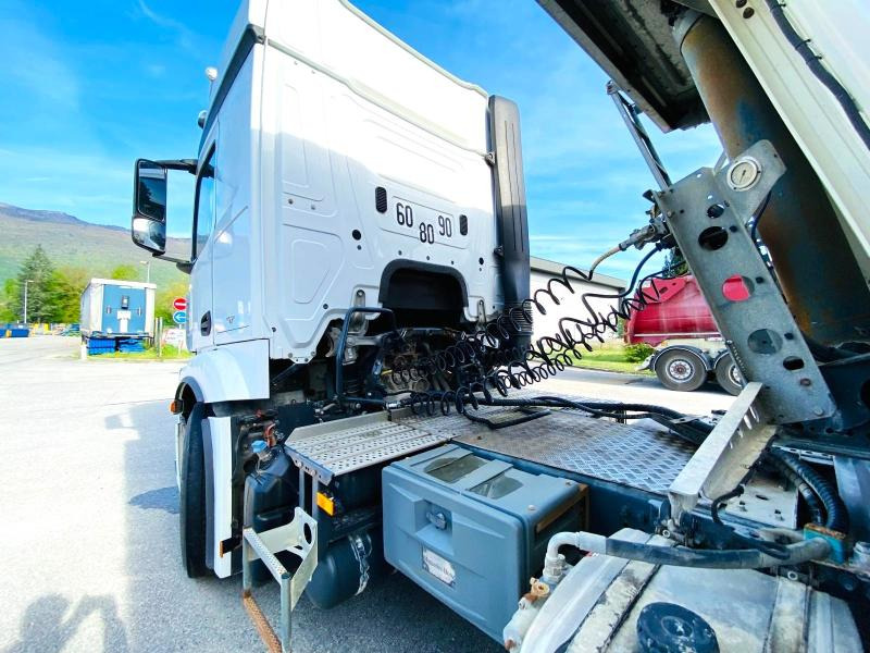 MERCEDES Tracteur routier ACTROS 1851 4X2 avec KIT HYDRAULIQUE - Tractor unit: picture 3 MERCEDES Tracteur routier ACTROS 1851 4X2 avec KIT HYDRAULIQUE - Tractor unit: picture 3