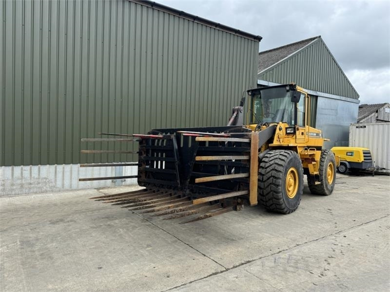 Albutt B916HX Buck Rake - Self-loading wagon: picture 1 Albutt B916HX Buck Rake - Self-loading wagon: picture 1