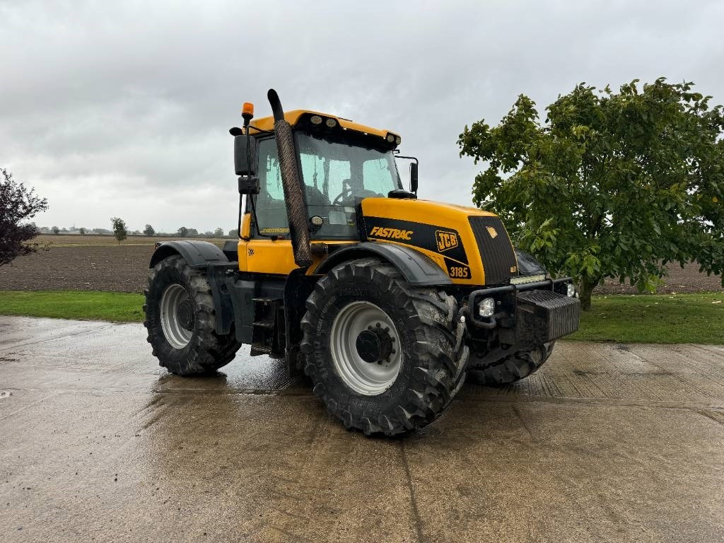 JCB 3185 Fastrac Smoothshift - Farm tractor: picture 2 JCB 3185 Fastrac Smoothshift - Farm tractor: picture 2