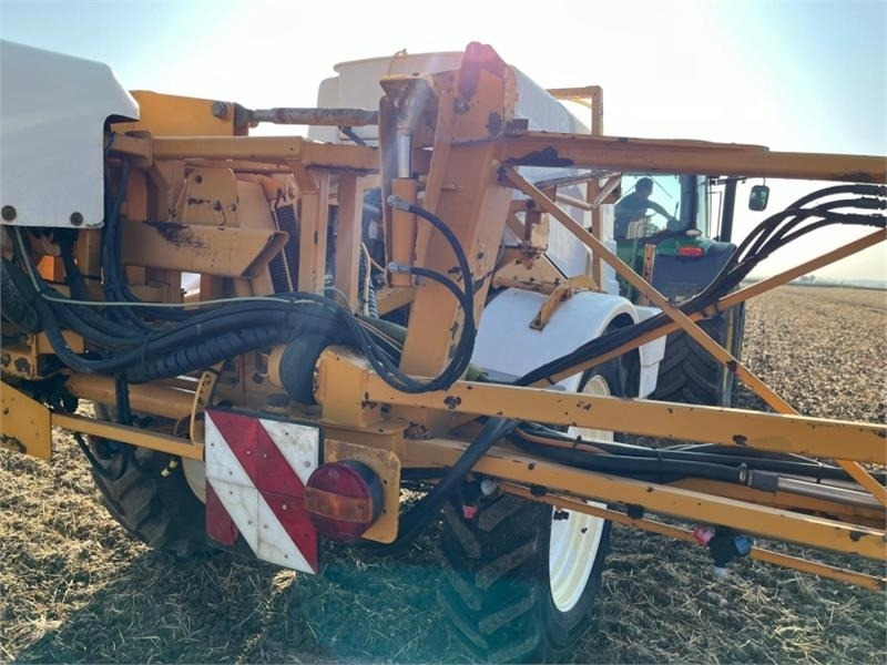 Knight Knight 28m 3800L Trailed Sprayer **Video Below** - Tractor mounted sprayer: picture 4 Knight Knight 28m 3800L Trailed Sprayer **Video Below** - Tractor mounted sprayer: picture 4