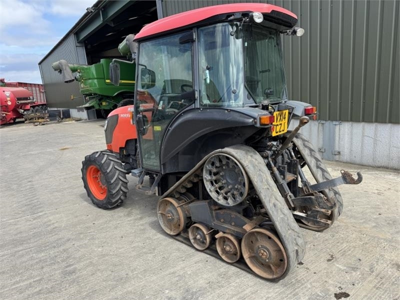 Kubota M8540 Narrow Half Track *85 HP*  - Farm tractor: picture 2 Kubota M8540 Narrow Half Track *85 HP*  - Farm tractor: picture 2