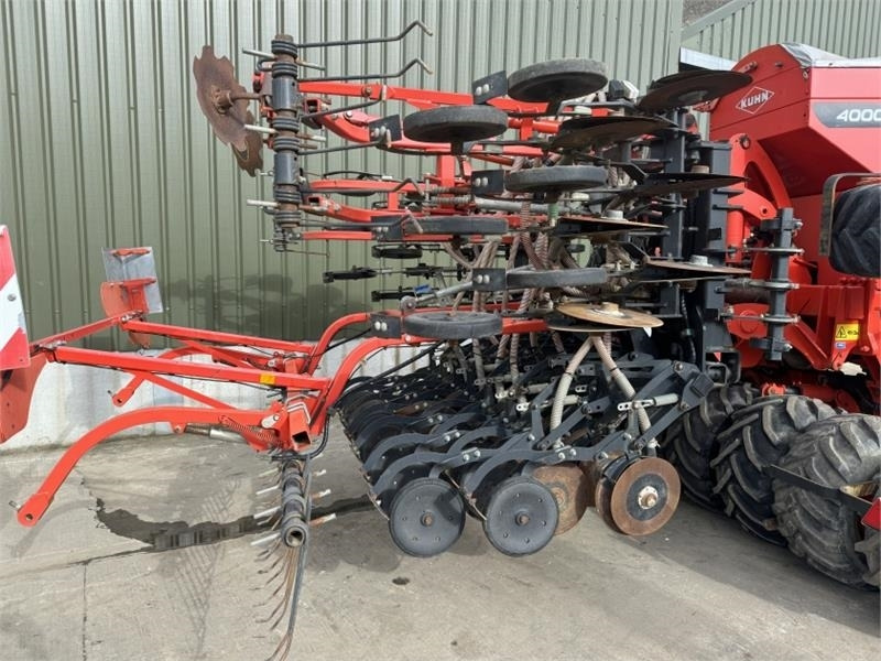 Kuhn Kuhn Speedliner 4000 Seed Drill - Combine seed drill: picture 5 Kuhn Kuhn Speedliner 4000 Seed Drill - Combine seed drill: picture 5