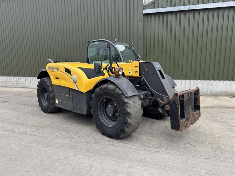 New Holland TH 7.42 Elite Telehandler**Merlo Headstock** - Telescopic handler: picture 1 New Holland TH 7.42 Elite Telehandler**Merlo Headstock** - Telescopic handler: picture 1
