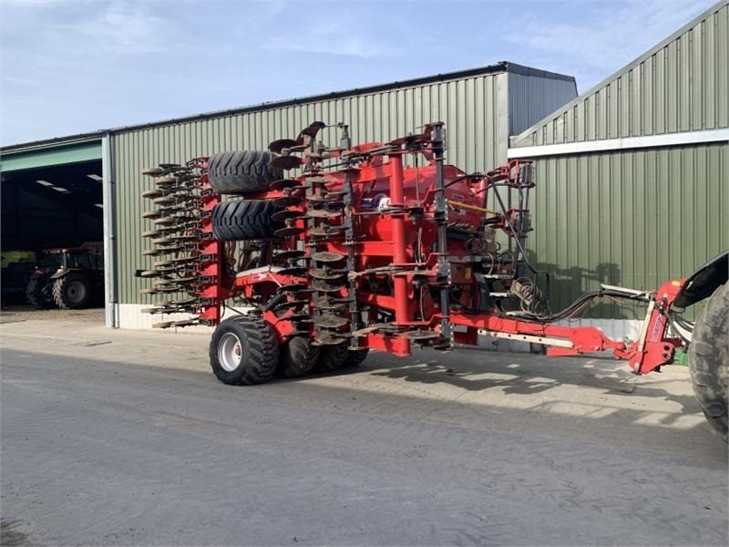 Sumo Sumo 6m Versa Plus Seed Drill - Combine seed drill: picture 1 Sumo Sumo 6m Versa Plus Seed Drill - Combine seed drill: picture 1