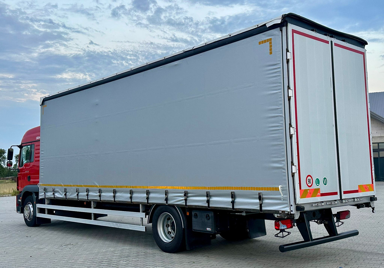 MAN TGM 18.290 / FIRANKA / 22 PALETY / AUTOMAT / EURO 6 / SYPIALKA / ŁADOWNOŚĆ 9 700 - Curtainsider truck: picture 3 MAN TGM 18.290 / FIRANKA / 22 PALETY / AUTOMAT / EURO 6 / SYPIALKA / ŁADOWNOŚĆ 9 700 - Curtainsider truck: picture 3