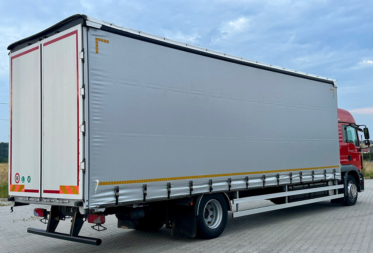 MAN TGM 18.290 / FIRANKA / 22 PALETY / AUTOMAT / EURO 6 / SYPIALKA / ŁADOWNOŚĆ 9 700 - Curtainsider truck: picture 4 MAN TGM 18.290 / FIRANKA / 22 PALETY / AUTOMAT / EURO 6 / SYPIALKA / ŁADOWNOŚĆ 9 700 - Curtainsider truck: picture 4