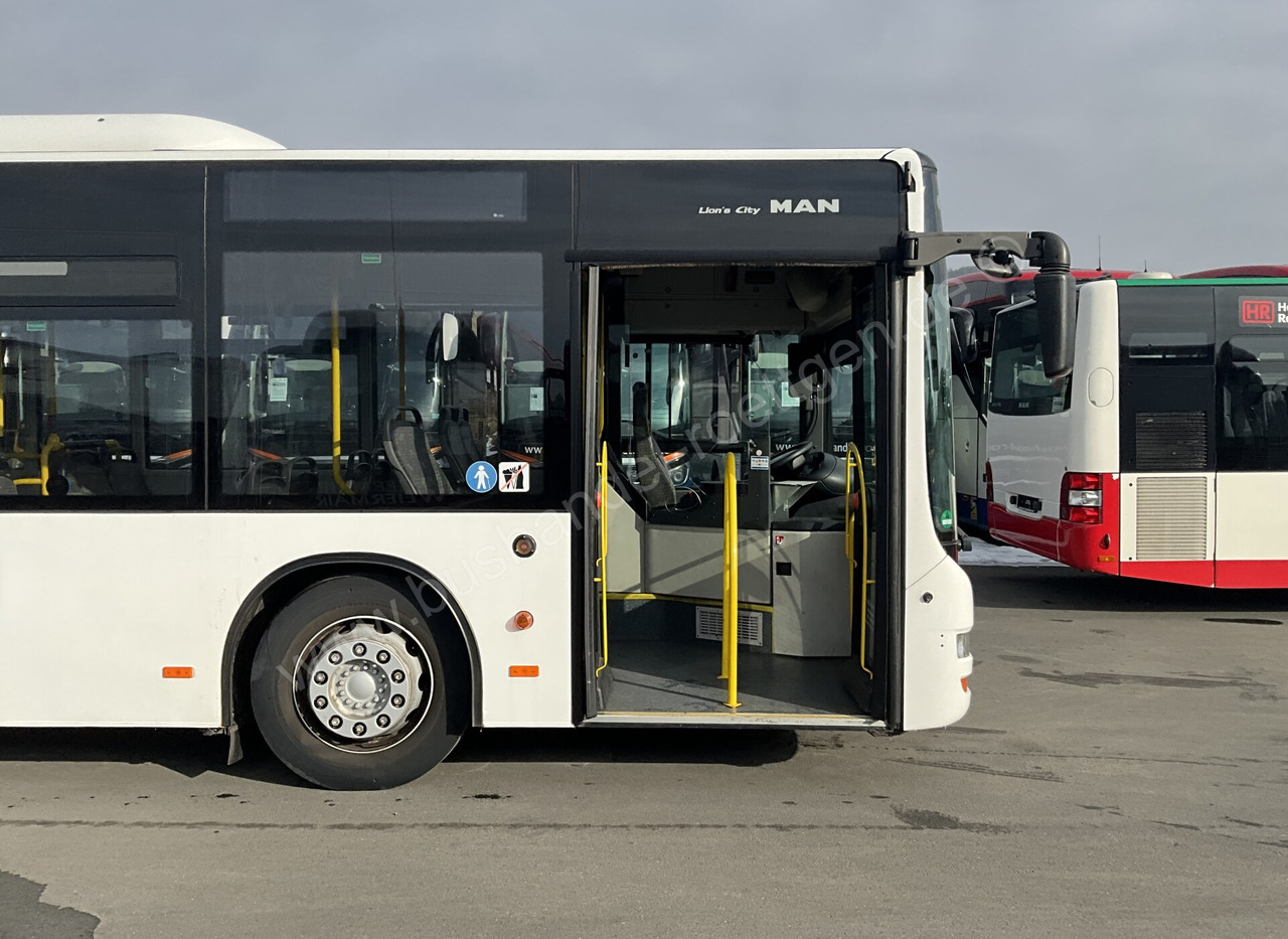 MAN A 23 Lion´s City G - Articulated bus: picture 5 MAN A 23 Lion´s City G - Articulated bus: picture 5