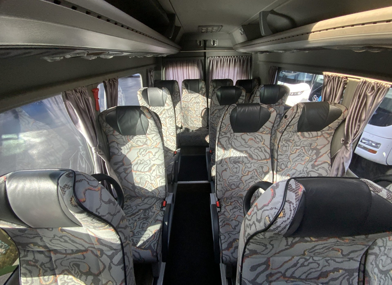 Minibus, Passenger van Mercedes-Benz 519 CDI Sprinter: picture 9