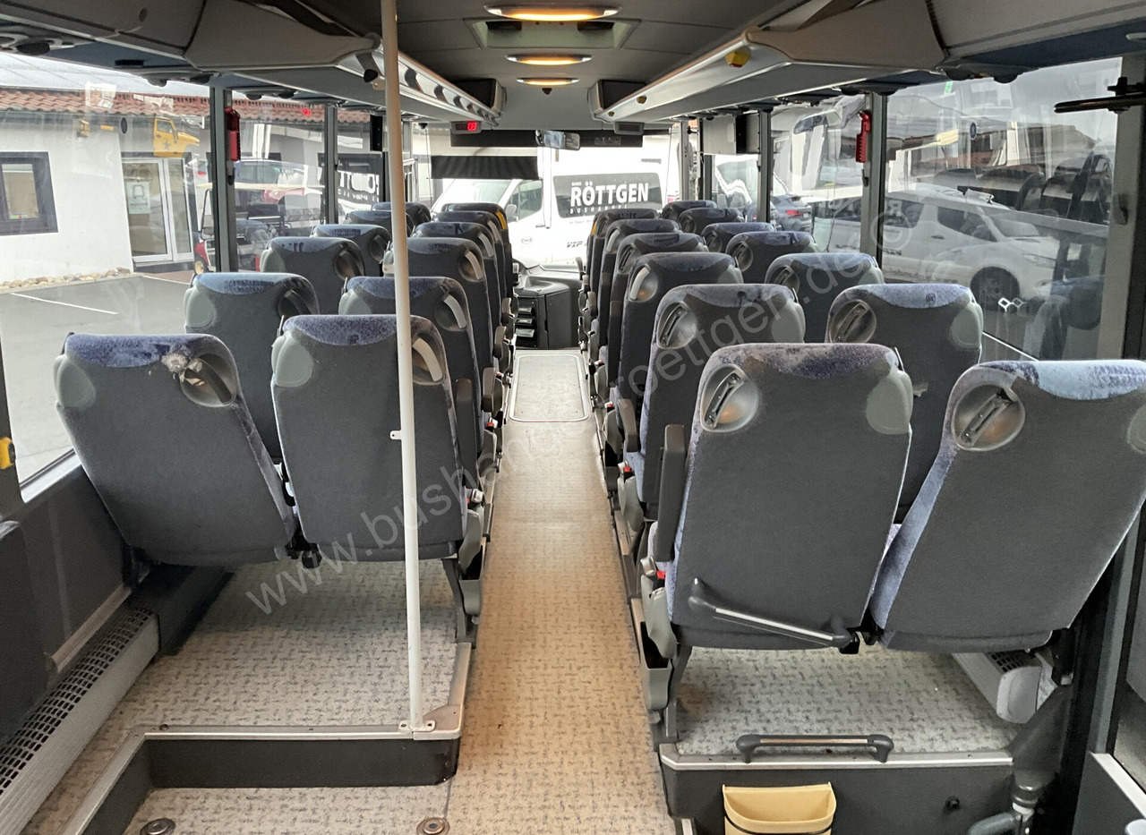 Suburban bus Mercedes-Benz O 350 Tourismo RH-M: picture 17