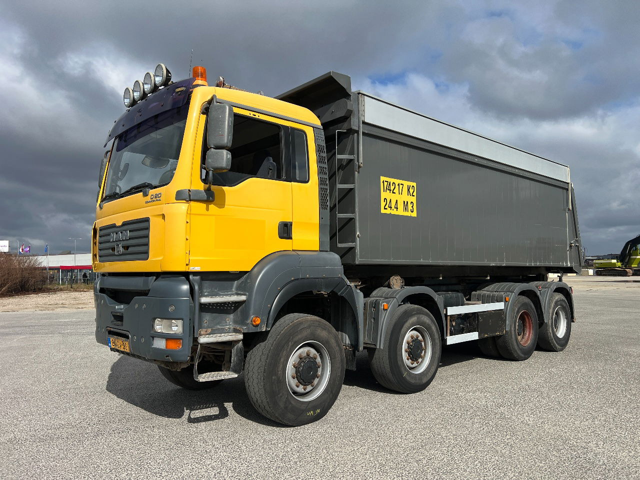 MAN TGA 41.430 TGA 39.430 8x8, full steel, Manual - Tipper: picture 2 MAN TGA 41.430 TGA 39.430 8x8, full steel, Manual - Tipper: picture 2