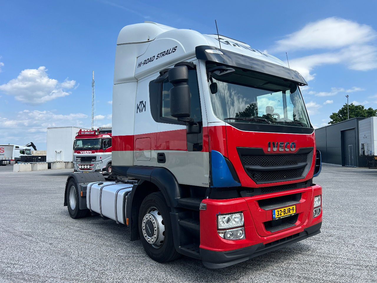 Iveco Stralis 360 Active Time, Euro 6 - Tractor unit: picture 2 Iveco Stralis 360 Active Time, Euro 6 - Tractor unit: picture 2