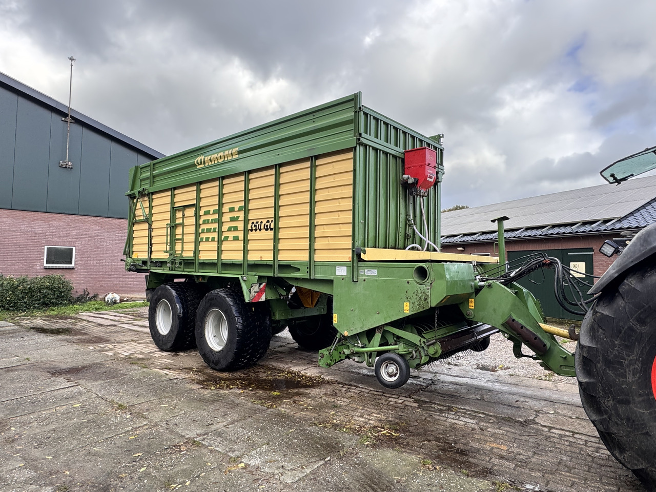 Krone MX 350 GL - Self-loading wagon: picture 1 Krone MX 350 GL - Self-loading wagon: picture 1