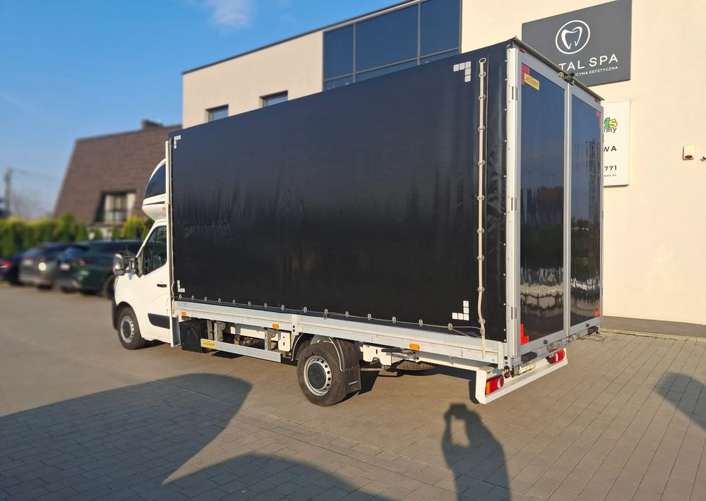 Renault Master - Curtain side van: picture 5 Renault Master - Curtain side van: picture 5