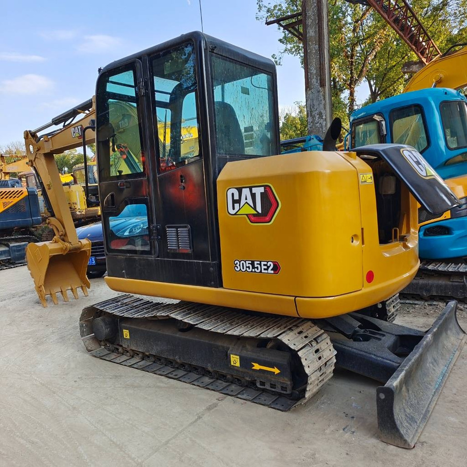 Mini excavator CAT 305.5 E: picture 1