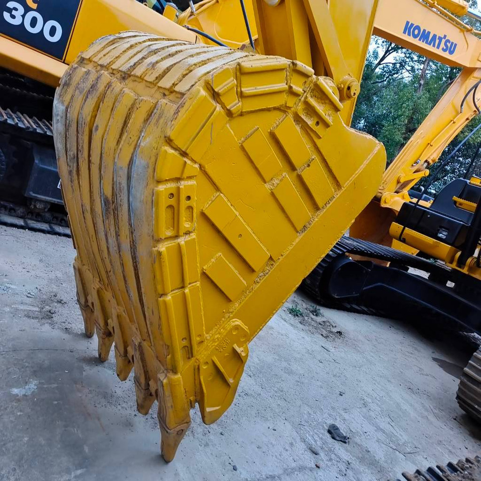 Crawler excavator CAT 323 D: picture 11