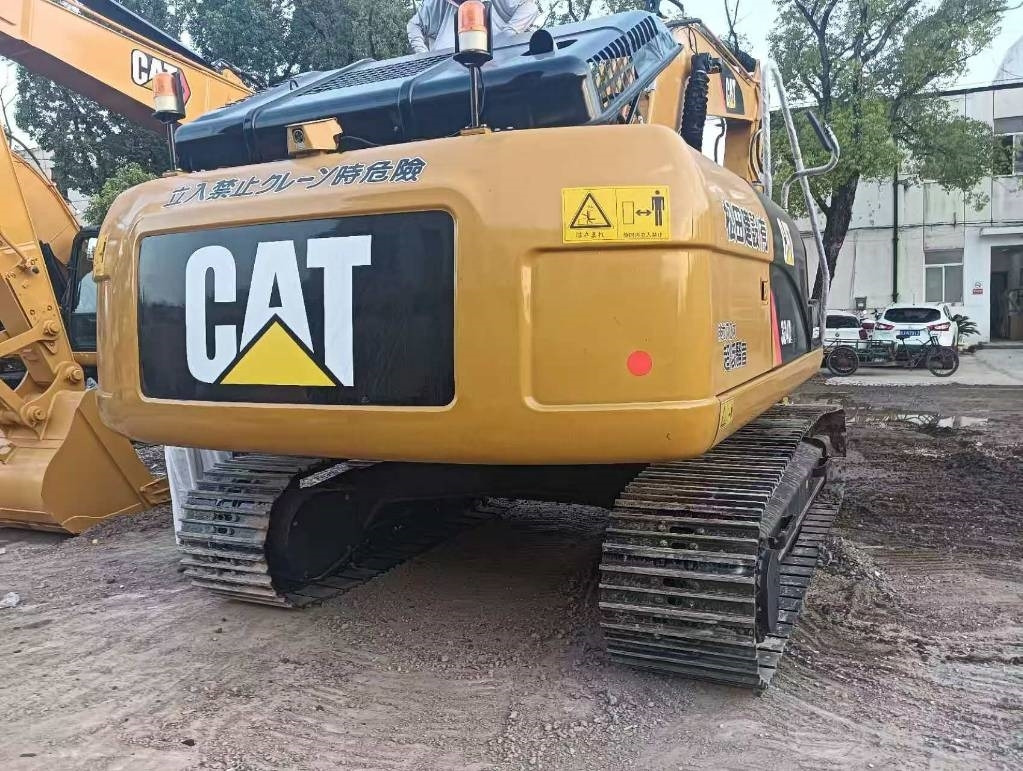 CAT 324 D2L - Crawler excavator: picture 4 CAT 324 D2L - Crawler excavator: picture 4