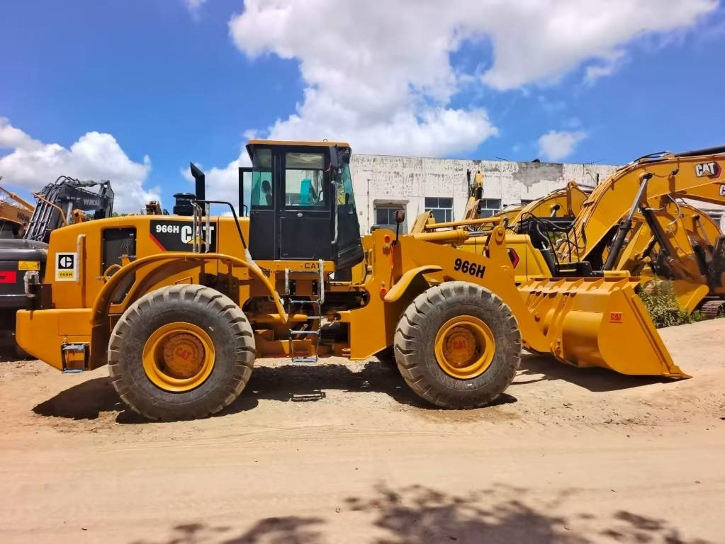 CAT 966 H - Wheel loader: picture 3 CAT 966 H - Wheel loader: picture 3