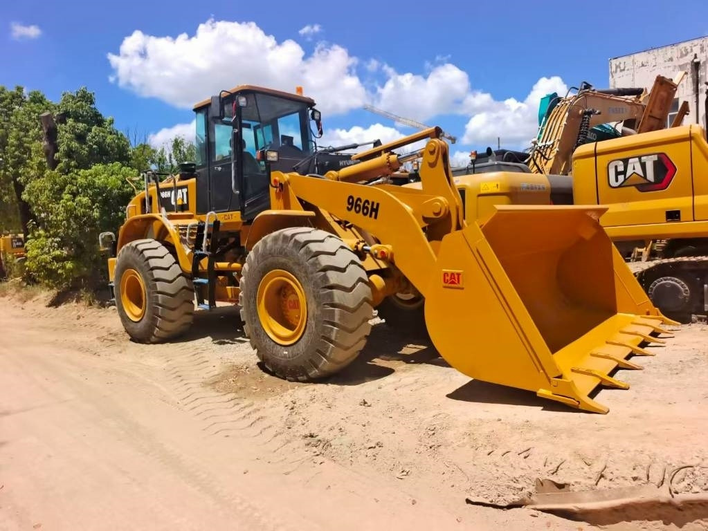 CAT 966 H - Wheel loader: picture 4 CAT 966 H - Wheel loader: picture 4