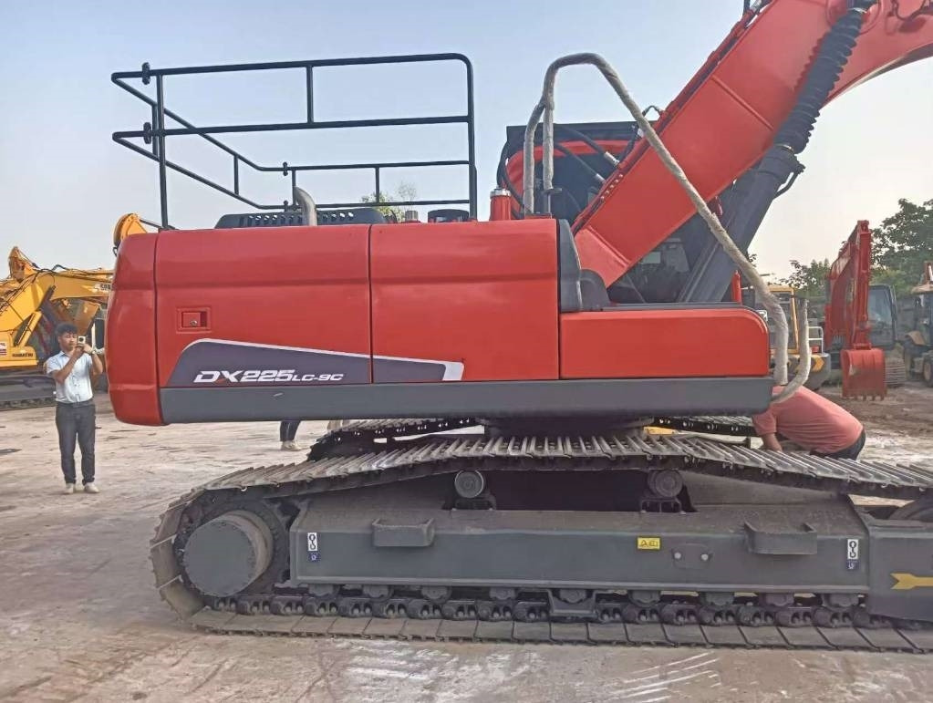 Crawler excavator Doosan DX 225 LC: picture 19 Crawler excavator Doosan DX 225 LC: picture 19