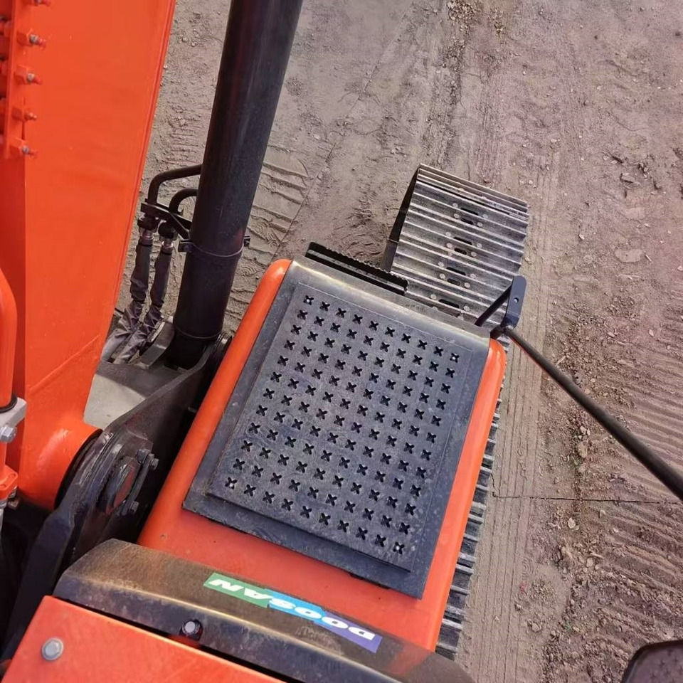 Doosan DX 300 - Crawler excavator: picture 3 Doosan DX 300 - Crawler excavator: picture 3