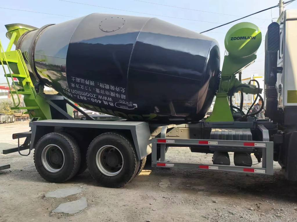 Howo 380 - Concrete mixer: picture 5 Howo 380 - Concrete mixer: picture 5