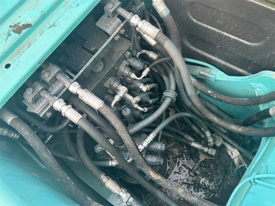 Kobelco SK 140 - Crawler excavator: picture 5 Kobelco SK 140 - Crawler excavator: picture 5