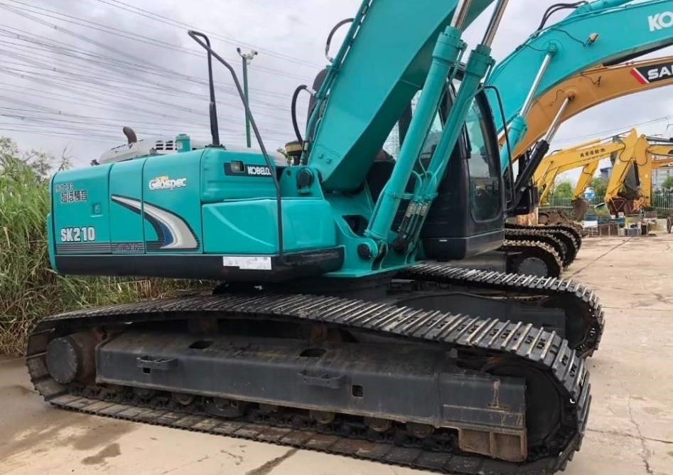 Kobelco SK 210 - Crawler excavator: picture 3 Kobelco SK 210 - Crawler excavator: picture 3