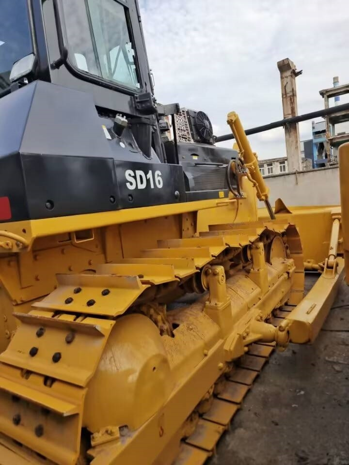 Shantui SD16 - Bulldozer: picture 3 Shantui SD16 - Bulldozer: picture 3