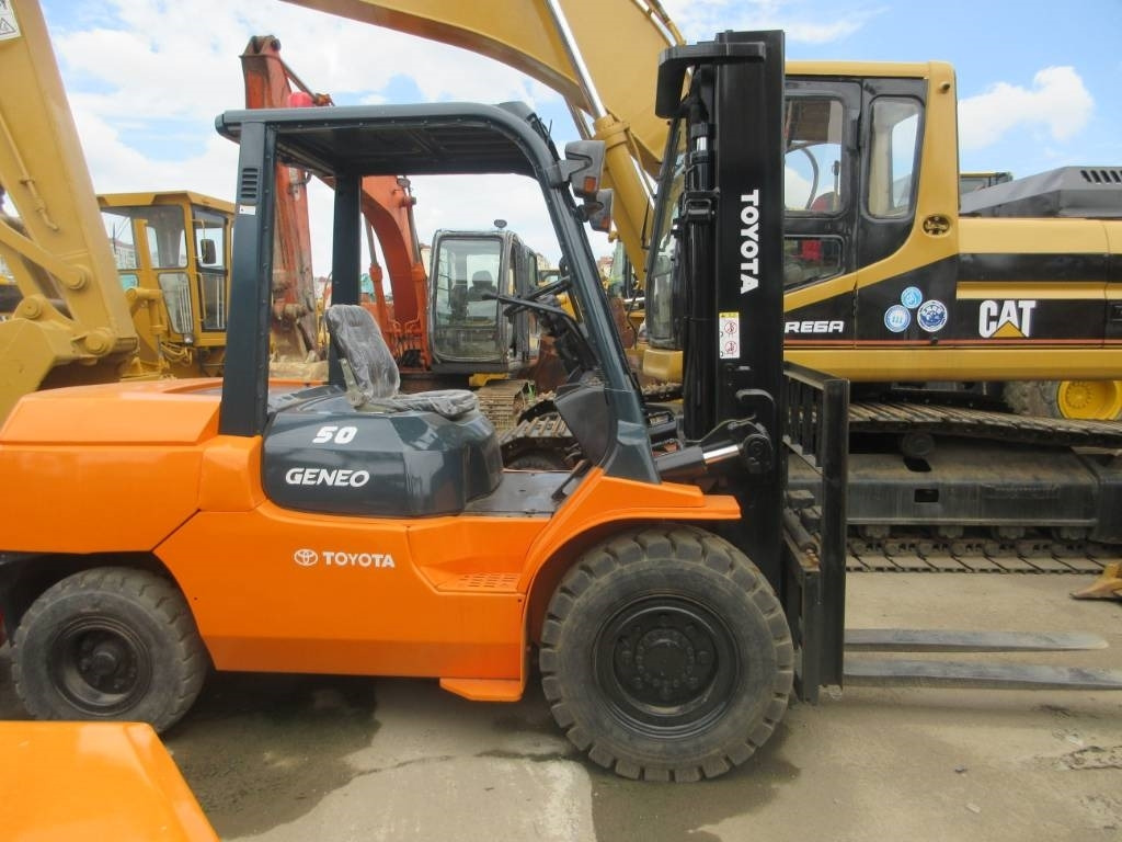 Toyota FD 50 - Diesel forklift: picture 2 Toyota FD 50 - Diesel forklift: picture 2