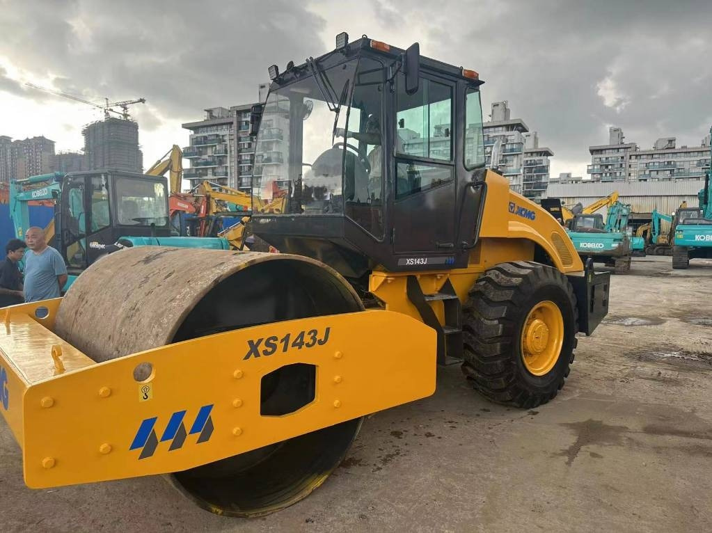 XCMG XS 143 - Compactor: picture 1 XCMG XS 143 - Compactor: picture 1