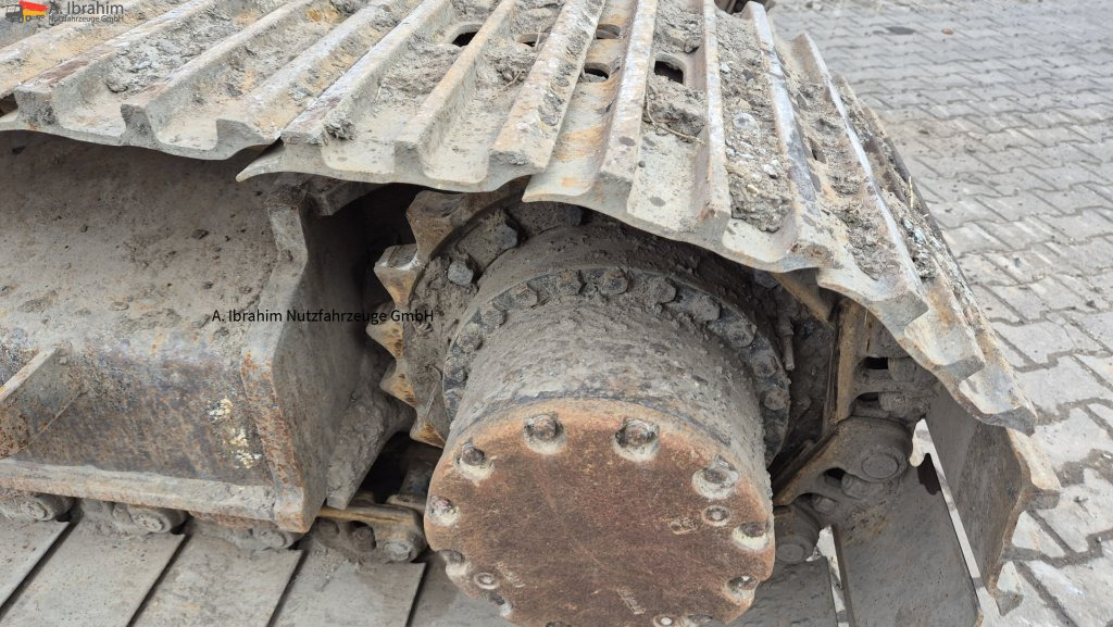 Hitachi 225 USLC - Crawler excavator: picture 5 Hitachi 225 USLC - Crawler excavator: picture 5