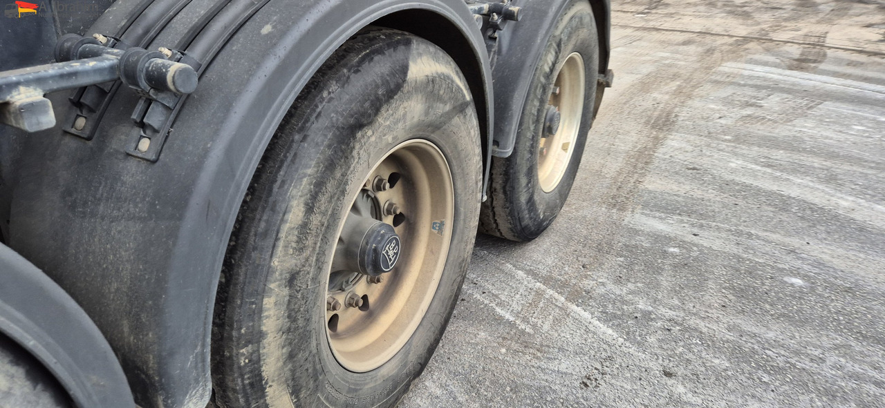 Langendorf SKS-HS 24/30 Isomulde, Liftachse, Scheibenbremse, Stahlmulde - Tipper semi-trailer: picture 5 Langendorf SKS-HS 24/30 Isomulde, Liftachse, Scheibenbremse, Stahlmulde - Tipper semi-trailer: picture 5