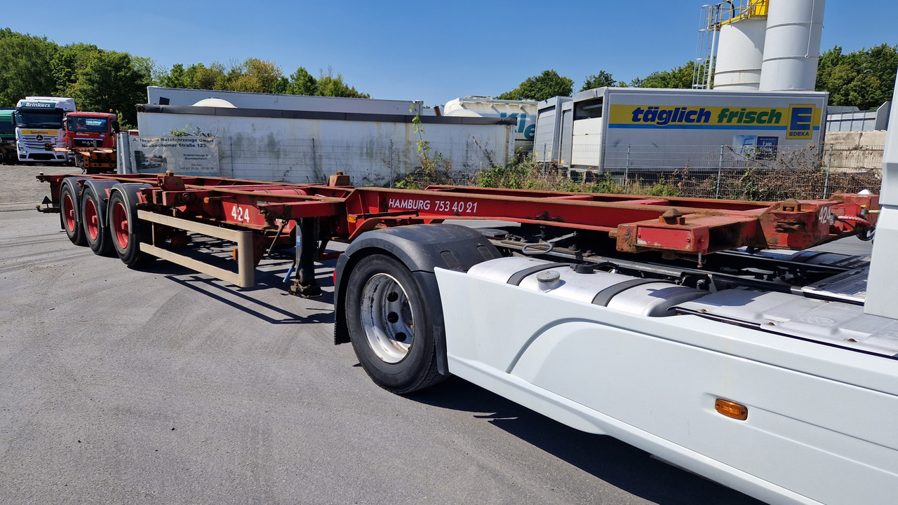 MAFA 20.30.40. ft Containerchassis - Container transporter/ Swap body semi-trailer: picture 1 MAFA 20.30.40. ft Containerchassis - Container transporter/ Swap body semi-trailer: picture 1