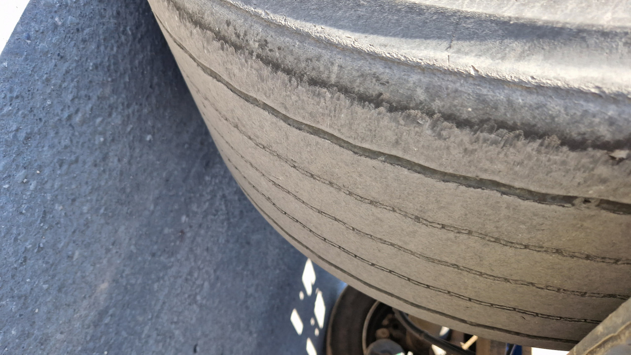 Schmitz SCF 24G Slider - Container transporter/ Swap body semi-trailer: picture 5 Schmitz SCF 24G Slider - Container transporter/ Swap body semi-trailer: picture 5